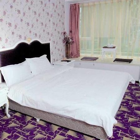 Chengdu Lilac Hotel Fei Cheng Branch Exterior photo